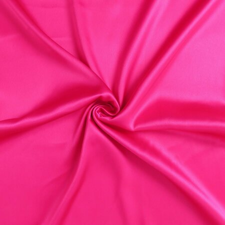 Homeroots 20 x 30 in. Fuchsia Dreamy Silky Satin Queen Size Pillowcases 387905